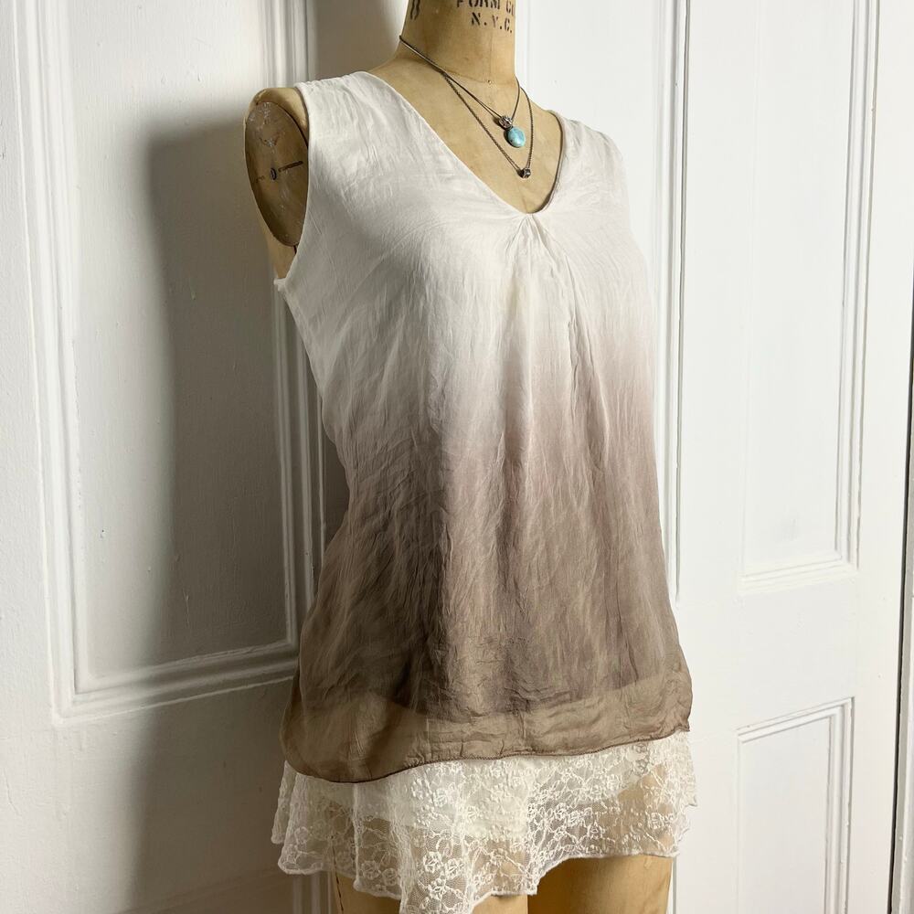 Giusy silk tank blouse with ombré beige white‎ color and asymmetrical bottom